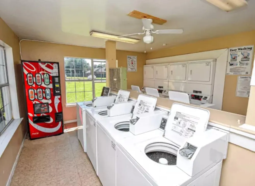 1400 Eagle Lake Rd Sealy, TX 77474