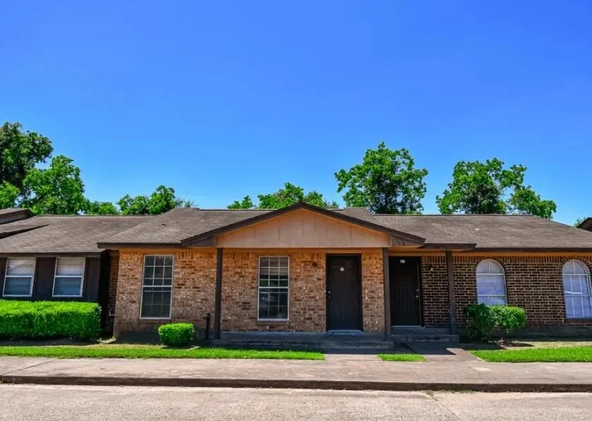 20598 Pine Island Rd Hempstead, TX 77445