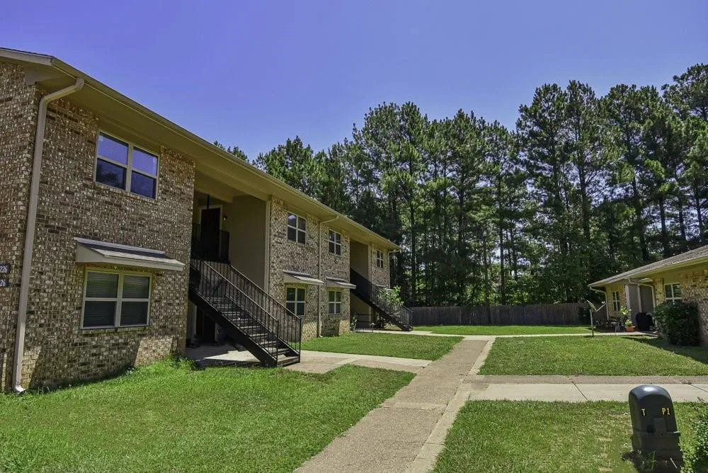 400 Pine Burr Ln Kilgore, TX 75662