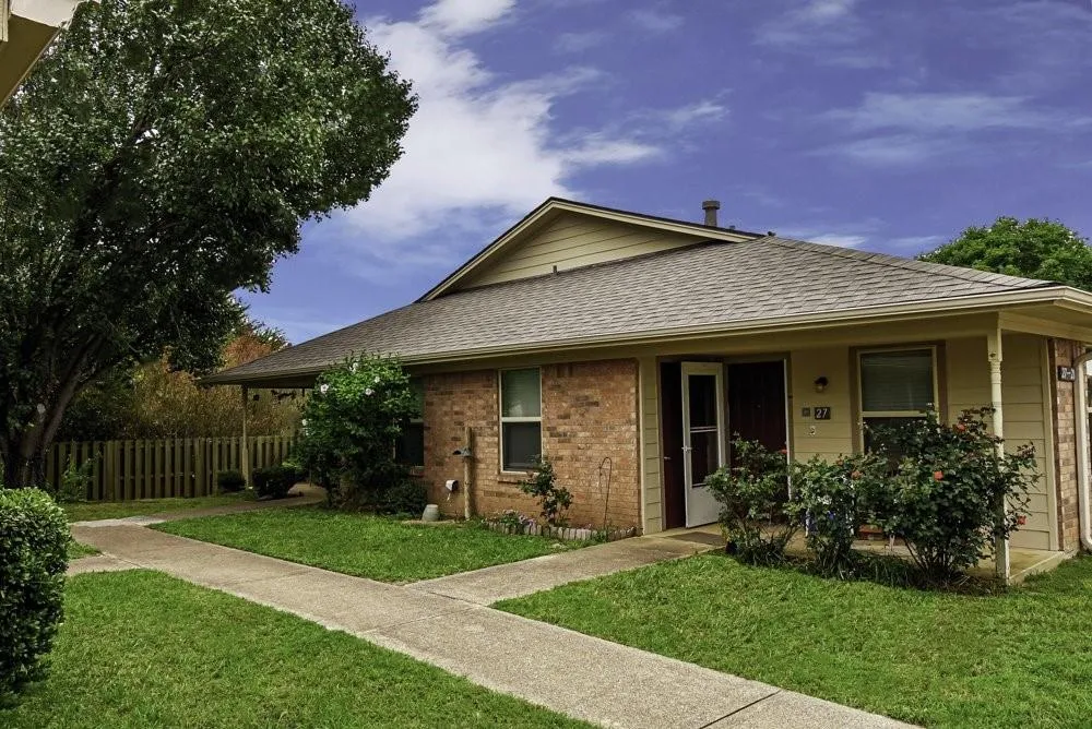 417 E Main St Bullard, TX 75757