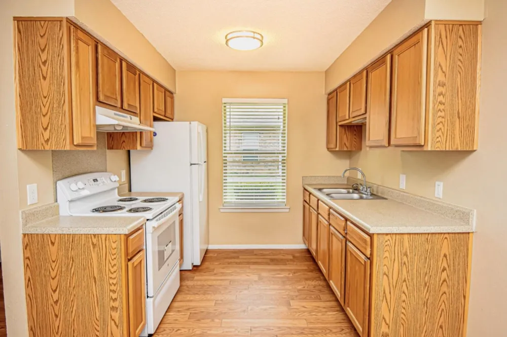 427 Martin St Chandler, TX 75758