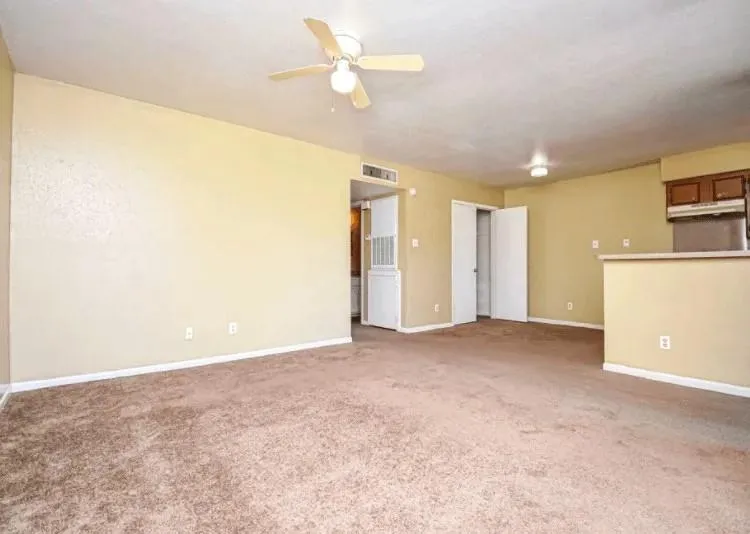 1845 5th St Hempstead, TX 77445