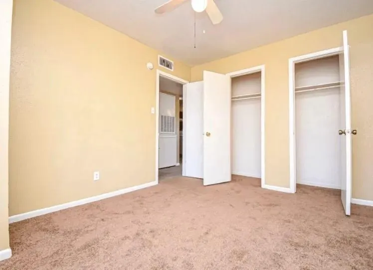 1845 5th St Hempstead, TX 77445