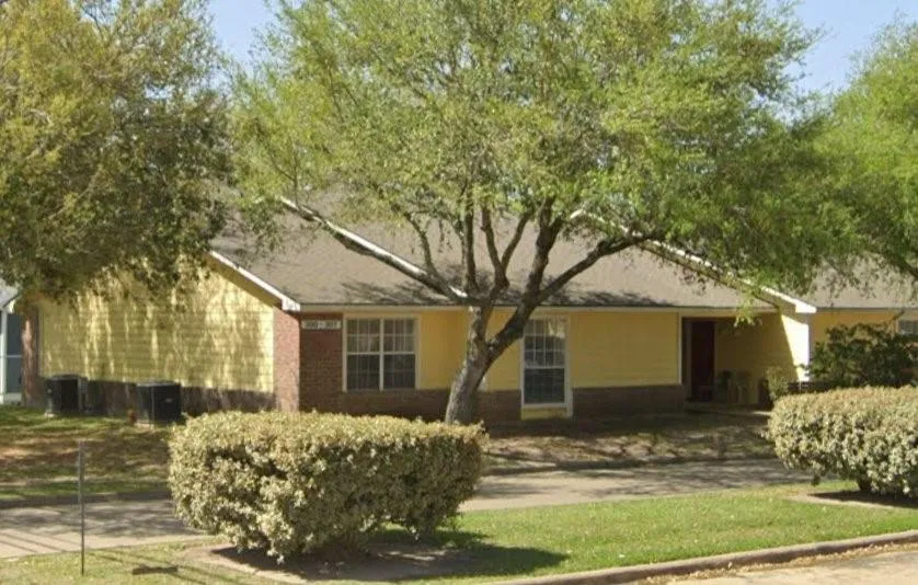 1803 Gray St Palacios, TX 77465