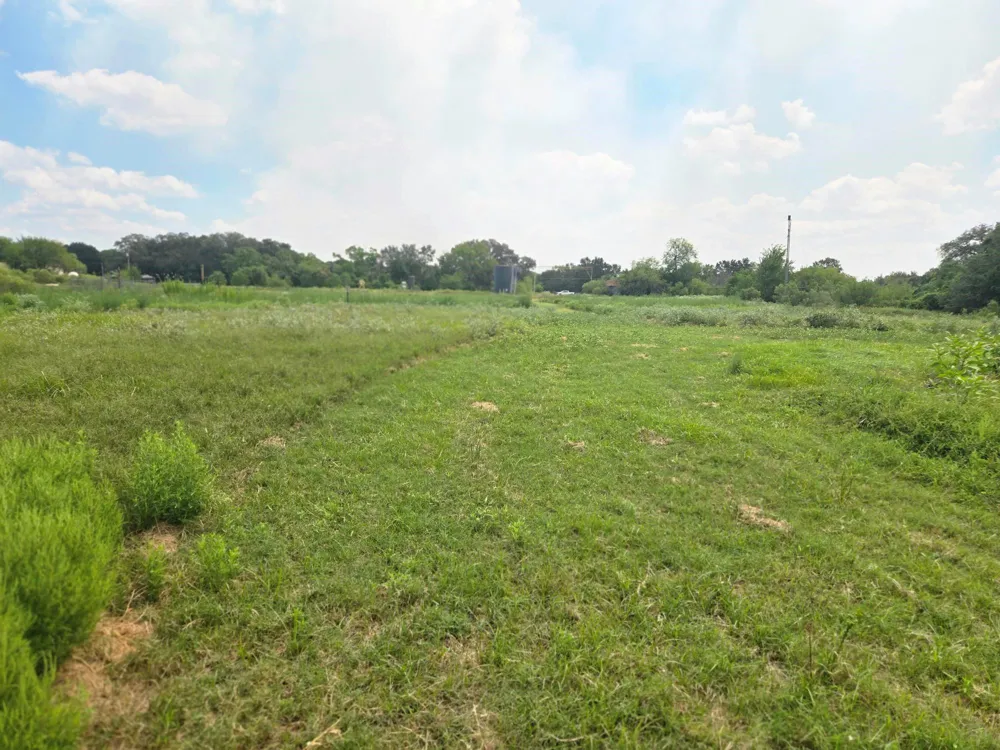 575 N Austin Road Eagle Lake, TX 77434