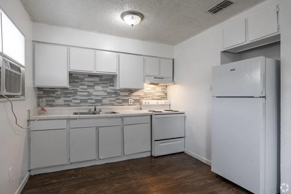 1010 Behmann St Corpus Christi, TX 78418