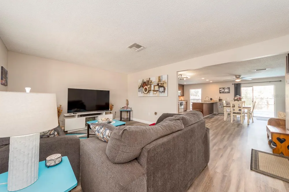 1832 SETON DRIVE Clearwater, FL 33763