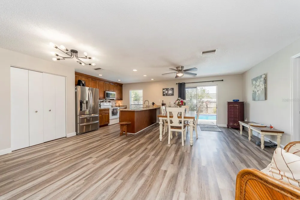 1832 SETON DRIVE Clearwater, FL 33763