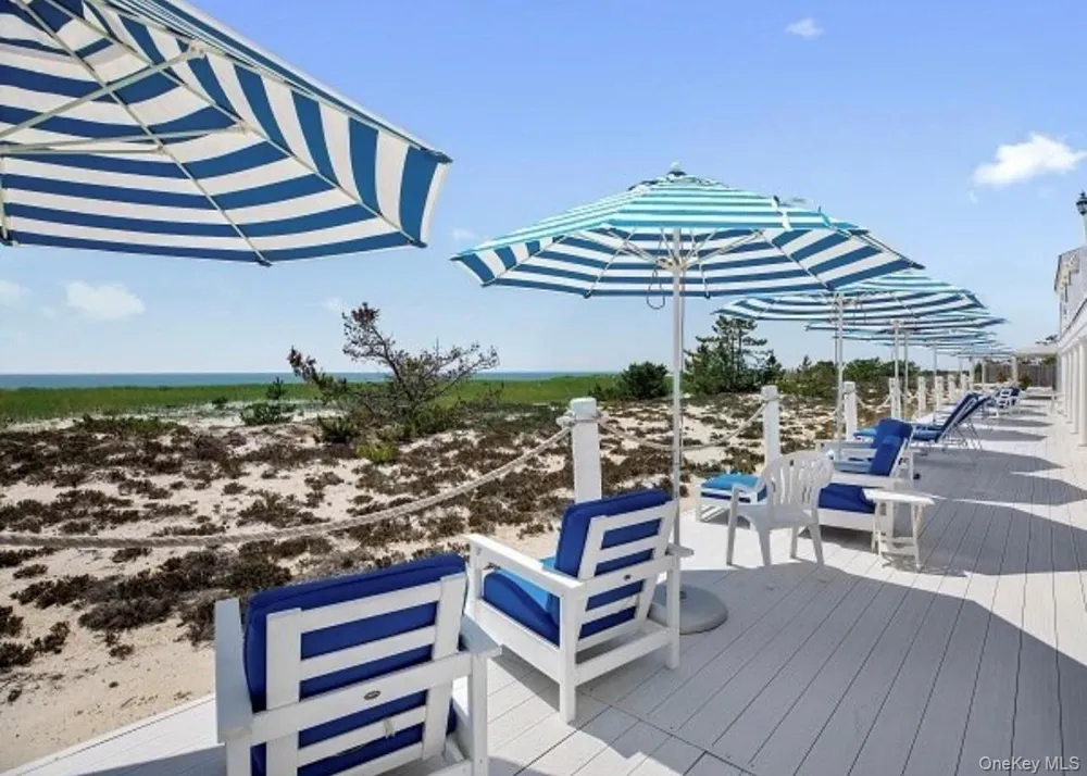 231 Dune Road #905 Westhampton Beach, NY 11978