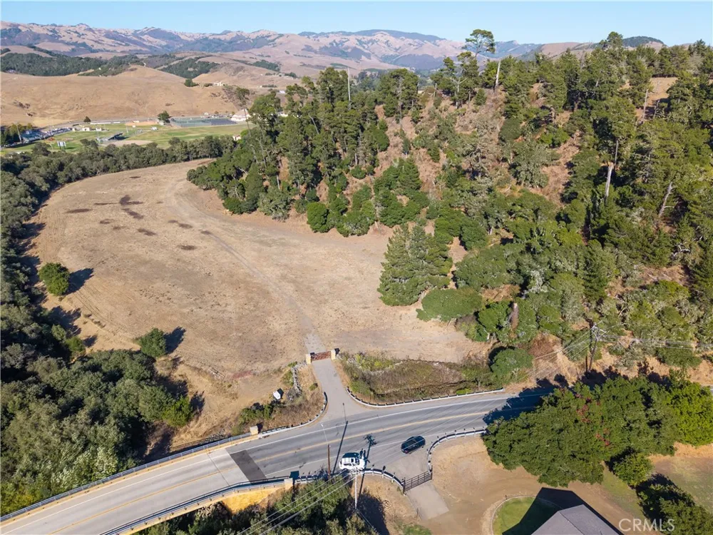 2845 Main Street Cambria, CA 93428