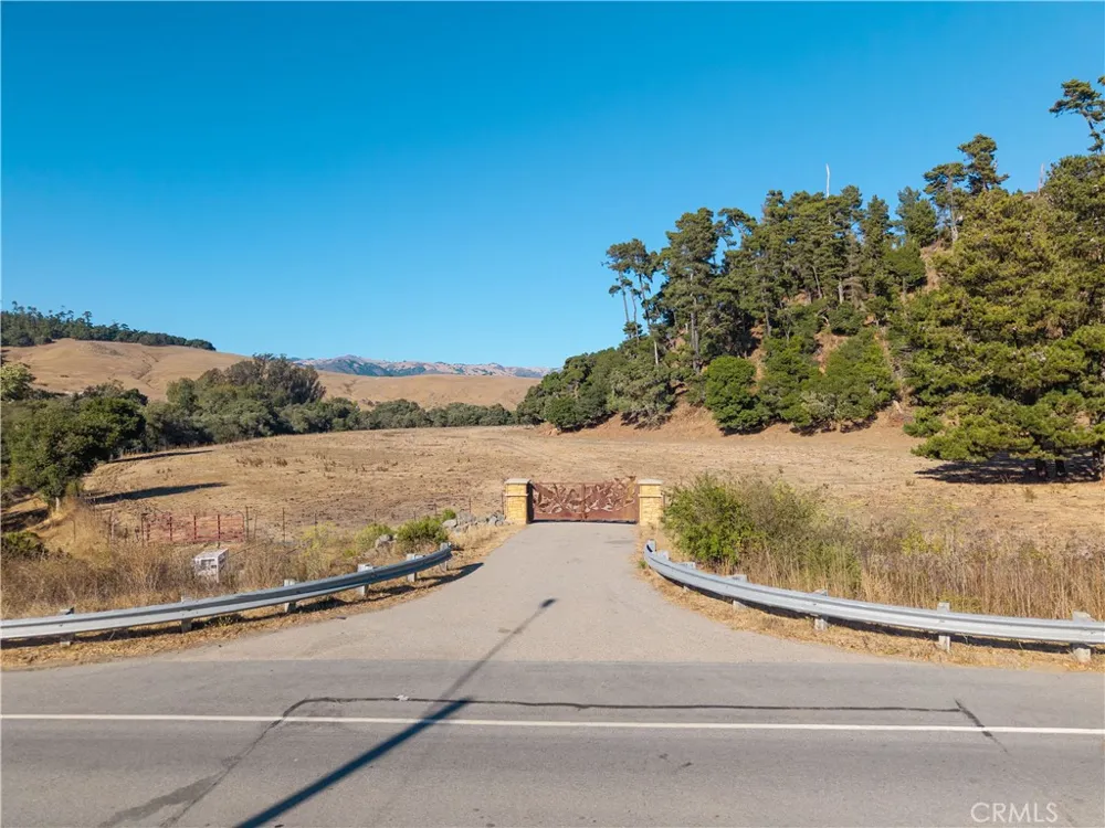 2845 Main Street Cambria, CA 93428