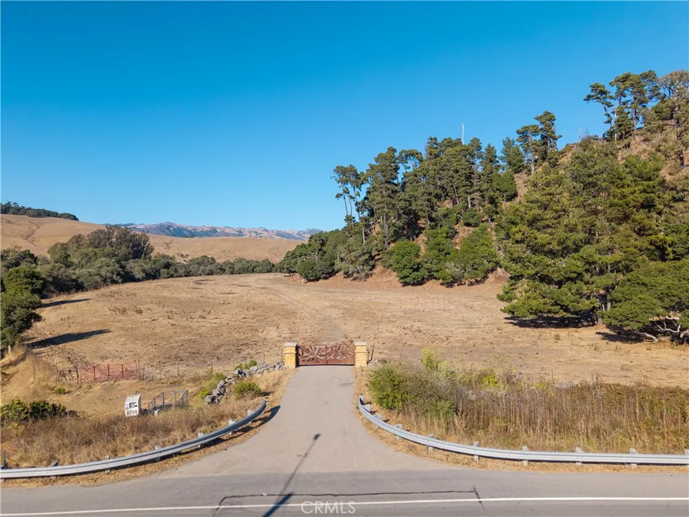 2845 Main Street Cambria, CA 93428