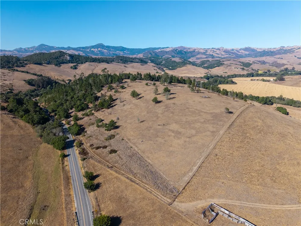 2845 Main Street Cambria, CA 93428