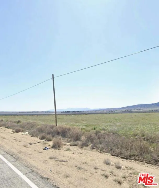VAC/COR AVE K4/85TH Del Sur, CA 93536