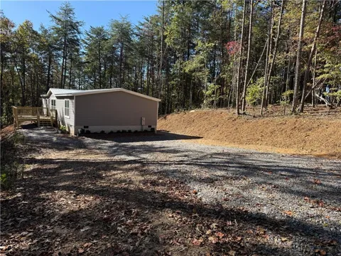 57 Highland Tree Court