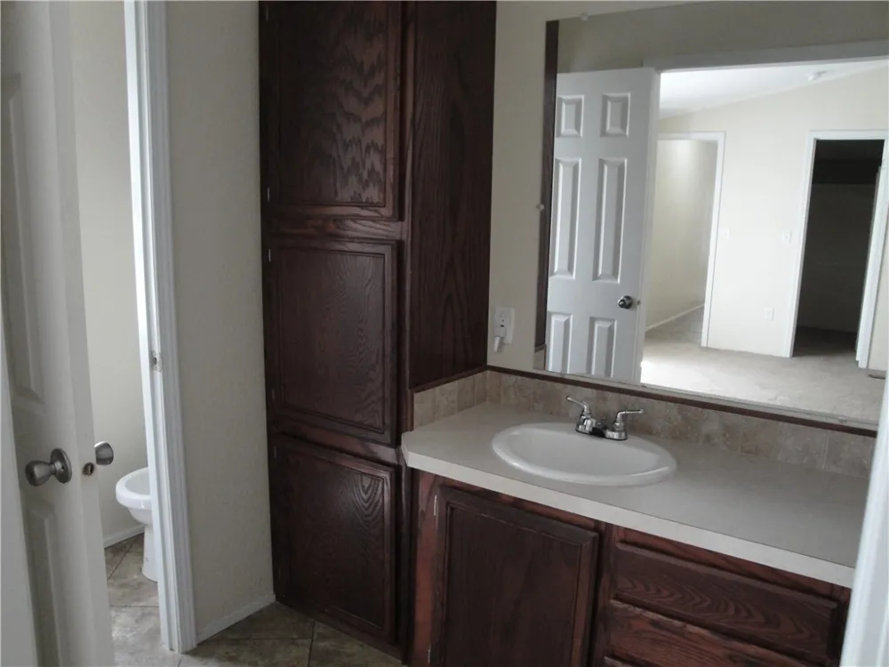315 S Vista Drive S Sandia, TX 78383