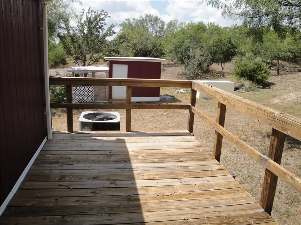 315 S Vista Drive S Sandia, TX 78383
