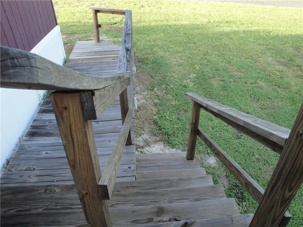 315 S Vista Drive S Sandia, TX 78383