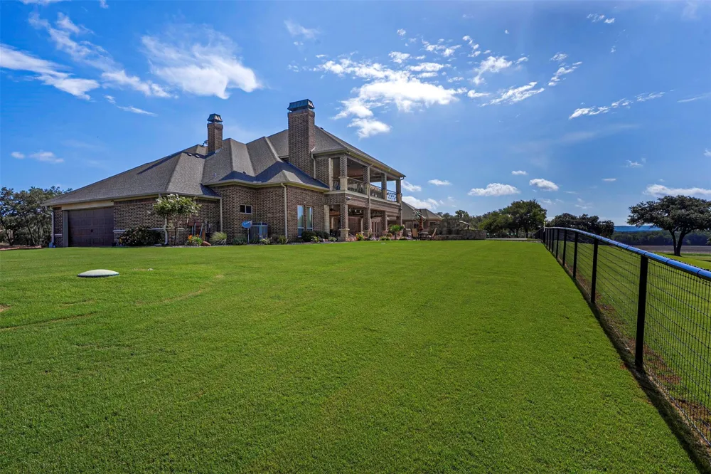 11157 State Highway 36 Jonesboro, TX 76538