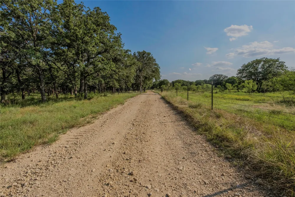 11157 State Highway 36 Jonesboro, TX 76538