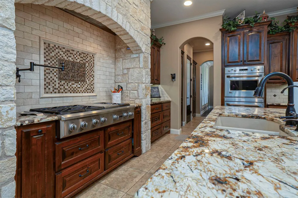 11157 State Highway 36 Jonesboro, TX 76538