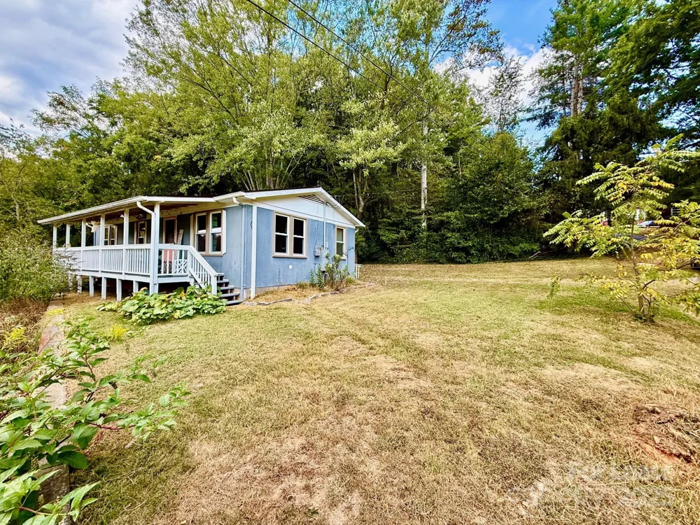12 Powell Street Asheville, NC 28806