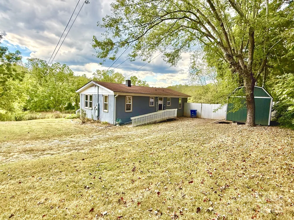 12 Powell Street Asheville, NC 28806