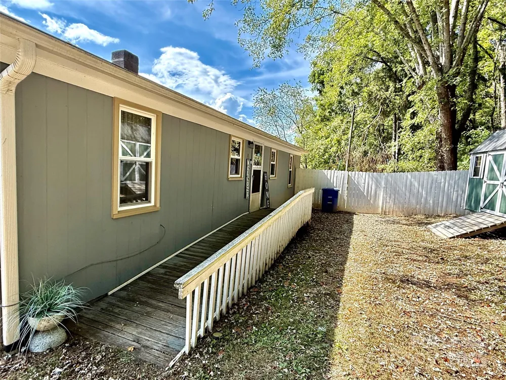 12 Powell Street Asheville, NC 28806