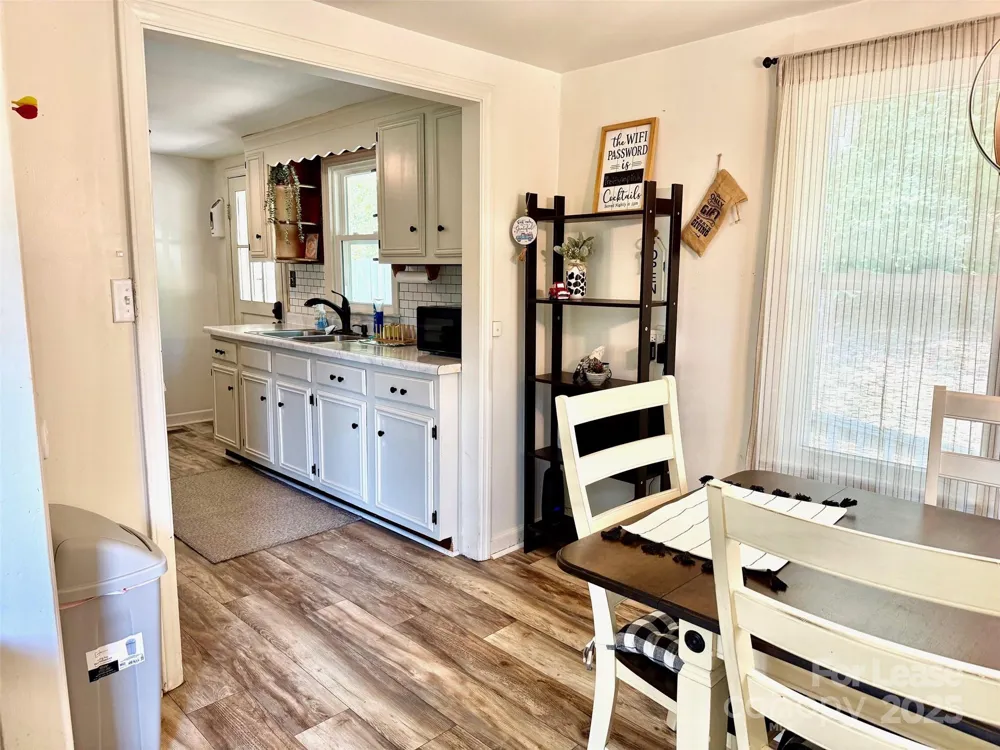 12 Powell Street Asheville, NC 28806