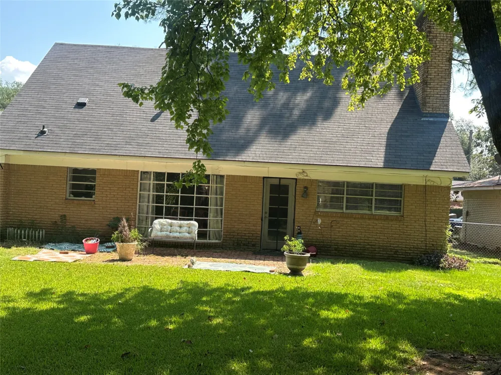 7306 Camelback Drive Shreveport, LA 71105