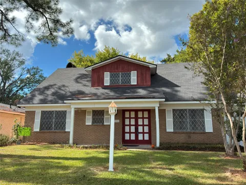 7306 Camelback Drive