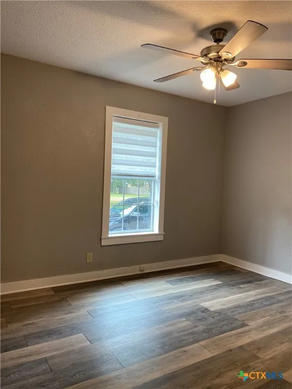 121 E 15th Street Shiner, TX 77984