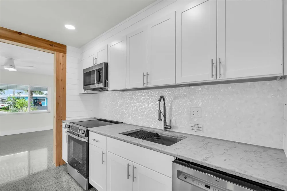 349 BAHIA VISTA DRIVE Indian Rocks Beach, FL 33785