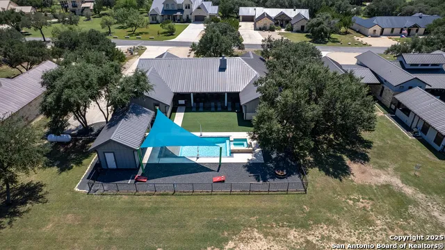 989 Mountain Valley Drive Concan, TX 78838