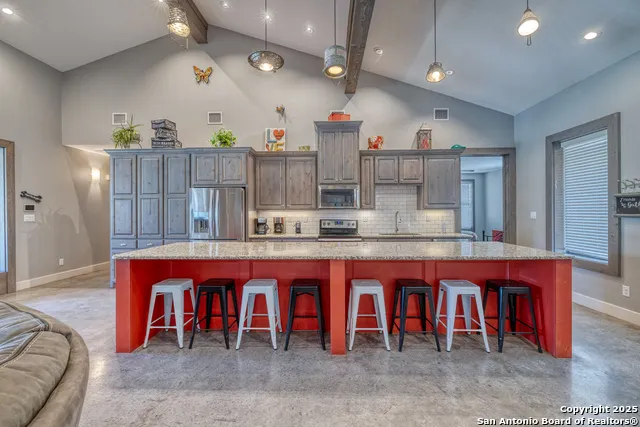 989 Mountain Valley Drive Concan, TX 78838