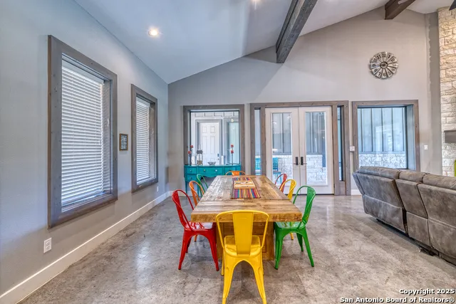 989 Mountain Valley Drive Concan, TX 78838