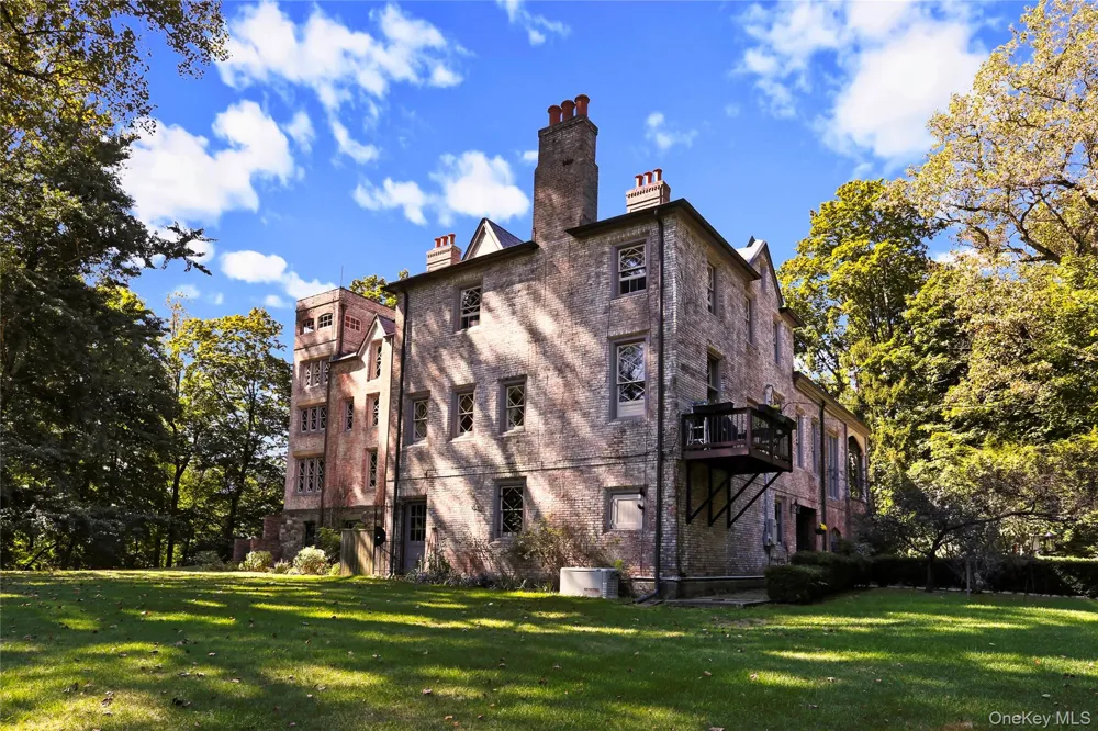 1070 Route 9D Garrison, NY 10524