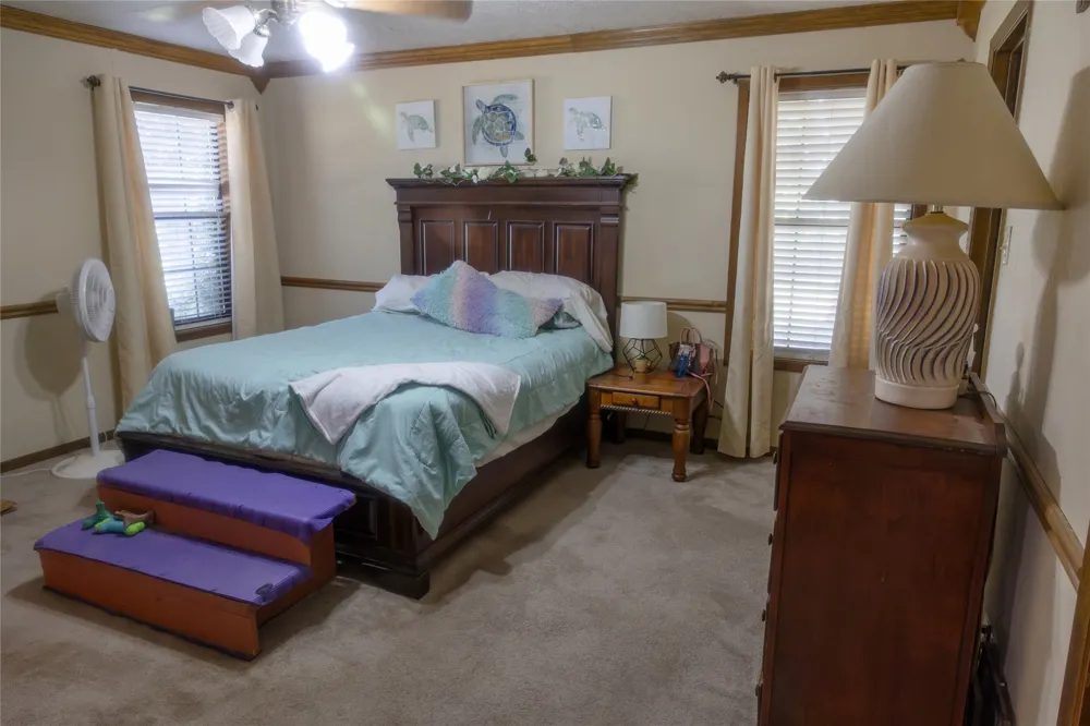 3225 Terrier Hill Lane Brenham, TX 77833