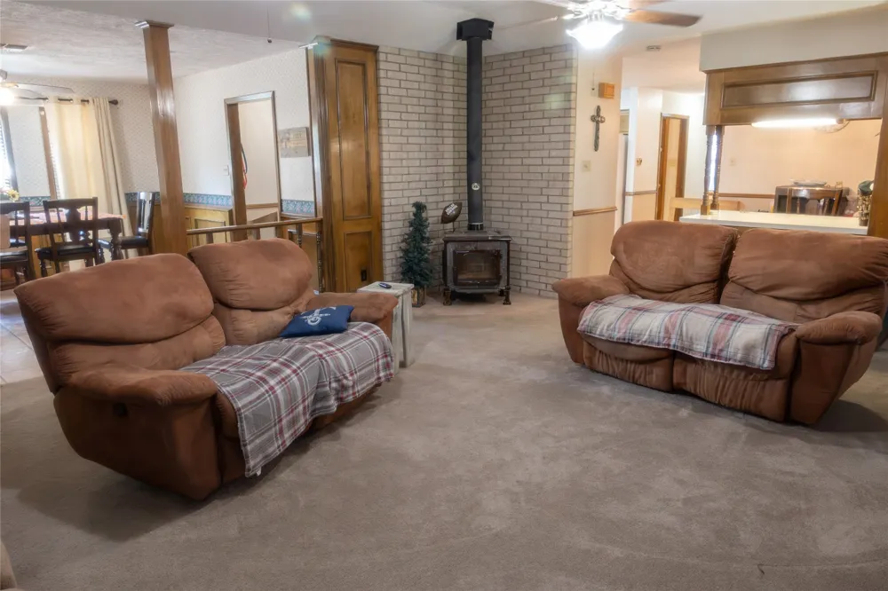3225 Terrier Hill Lane Brenham, TX 77833