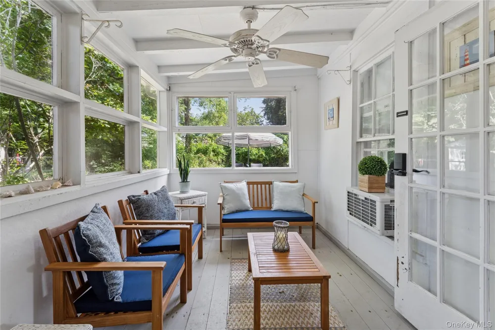 36 Lamb Avenue Quogue, NY 11959