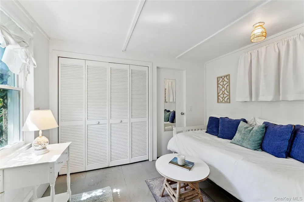 36 Lamb Avenue Quogue, NY 11959