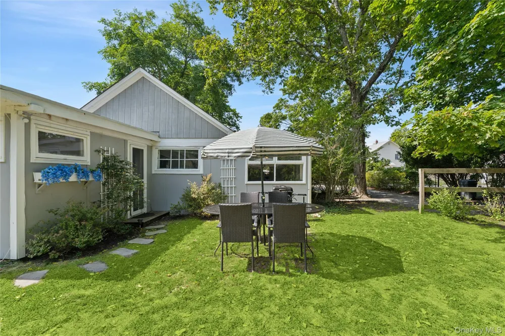 36 Lamb Avenue Quogue, NY 11959