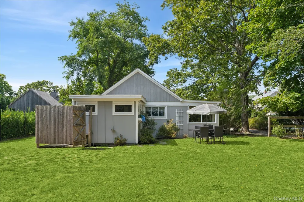 36 Lamb Avenue Quogue, NY 11959