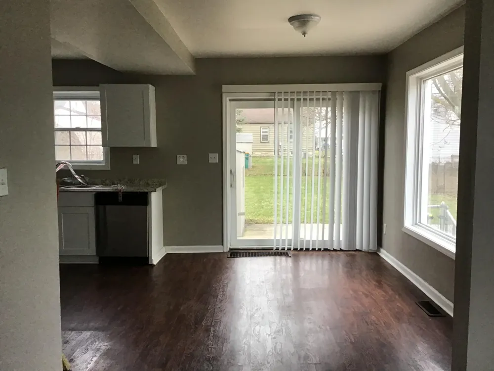 214 Detroit Street Trenton, MI 48183