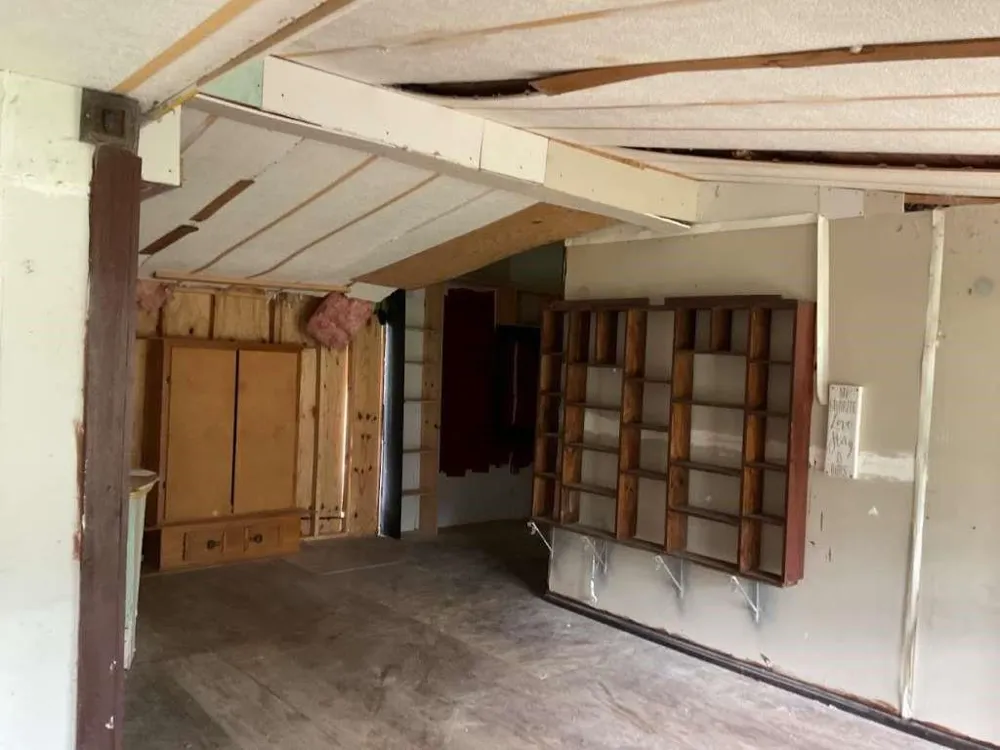 108 Bounty Street Blessing, TX 77419