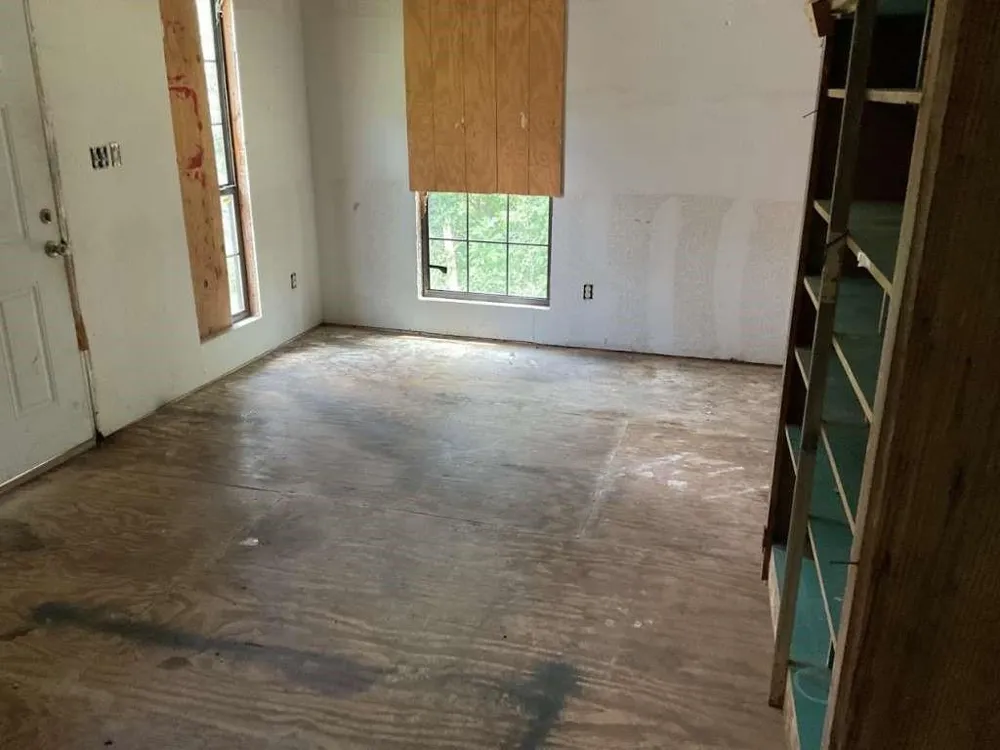 108 Bounty Street Blessing, TX 77419