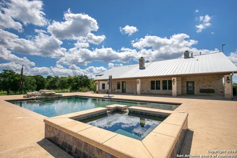 9560 Old Colony Line Rd
