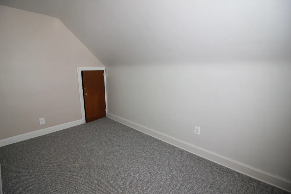 1316 Vinewood Street Wyandotte, MI 48192