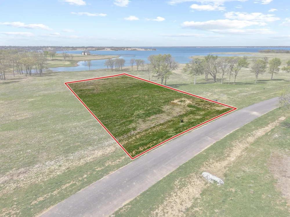 237 Lakeshore Terrace Windom, TX 75492