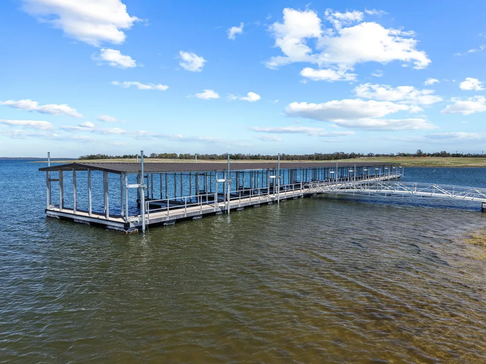 237 Lakeshore Terrace Windom, TX 75492